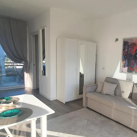 Adom Belvedere Apartamento *