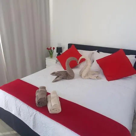 Adom Belvedere Apartamento